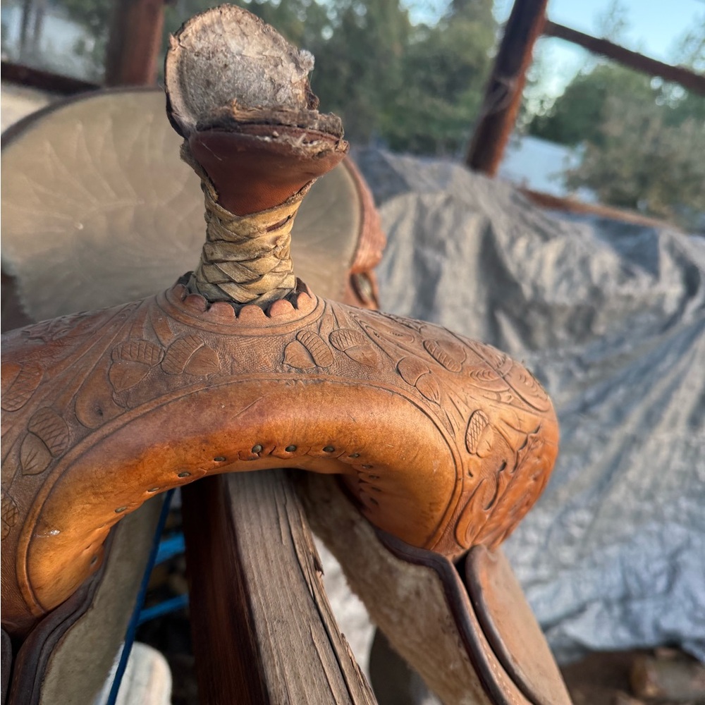 Billy Cook Barrel Saddle